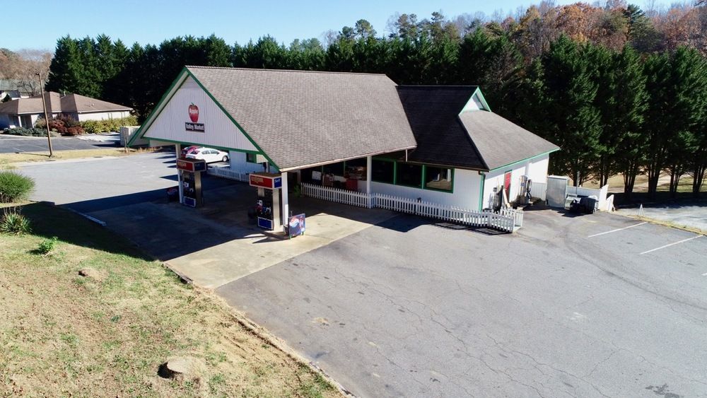 Apple Valley Market: 143 Whitney Blvd, Lake Lure, NC 28746